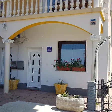 Apartman Zeko Veliki Lovrecan Extérieur photo